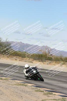 media/Nov-16-2025-Race Pace (Sun) [[8c5fa54630]]/Verified Riders/4-Turn 3 Inside (1050am)/